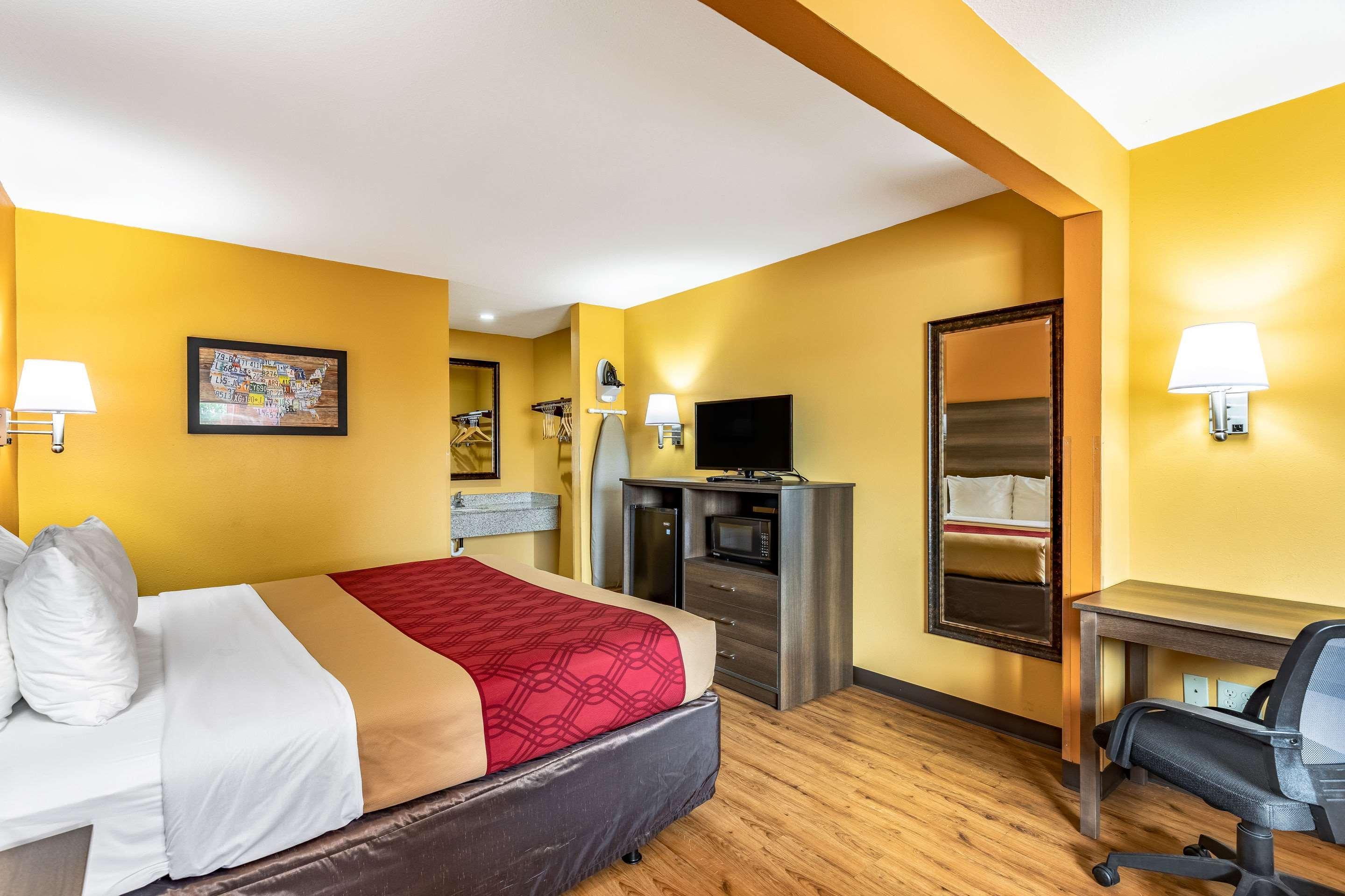 Econo Lodge Кингсленд Екстериор снимка
