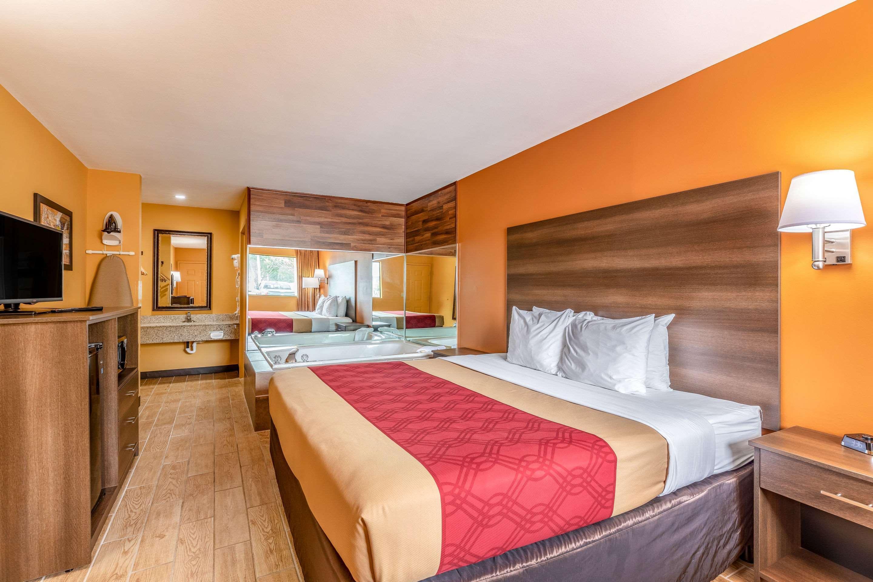 Econo Lodge Кингсленд Екстериор снимка