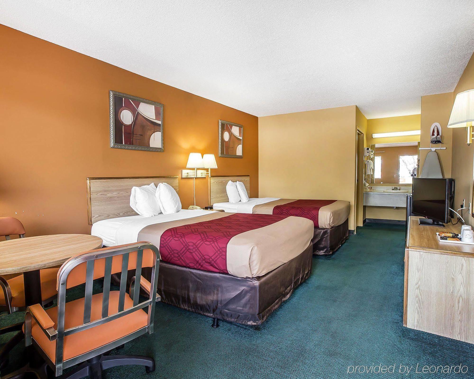 Econo Lodge Кингсленд Екстериор снимка